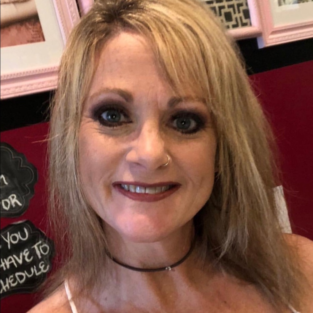 Meet your Posher, Paula
